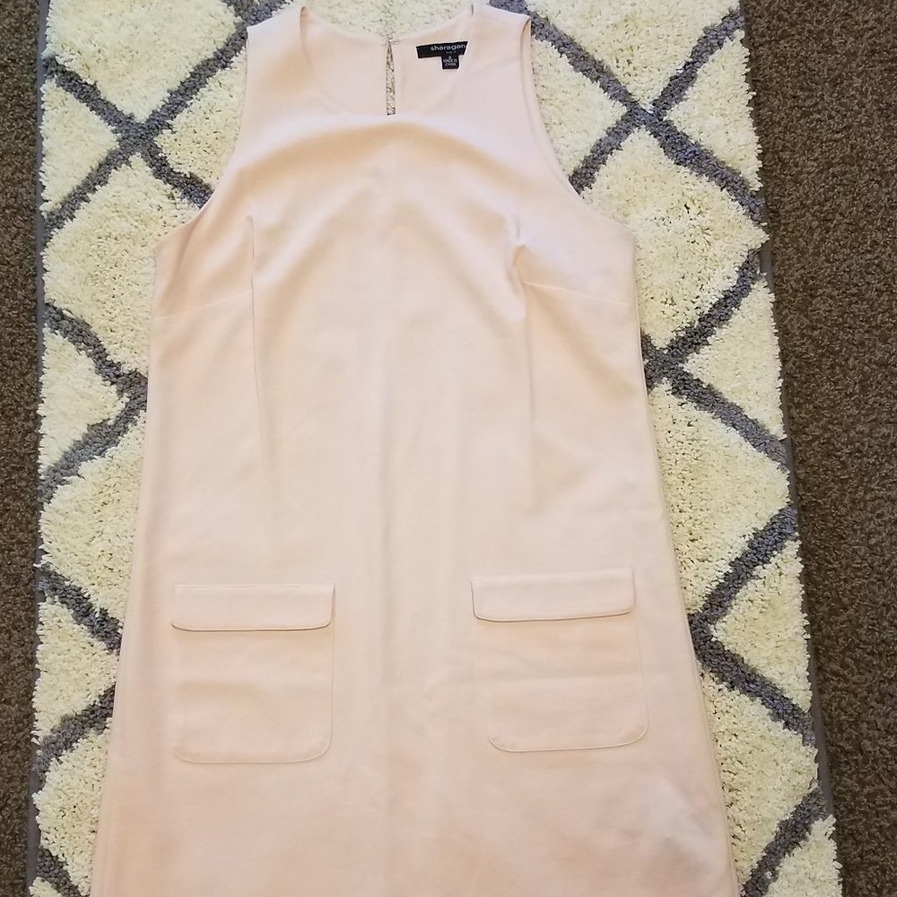 Pink dress with pockets